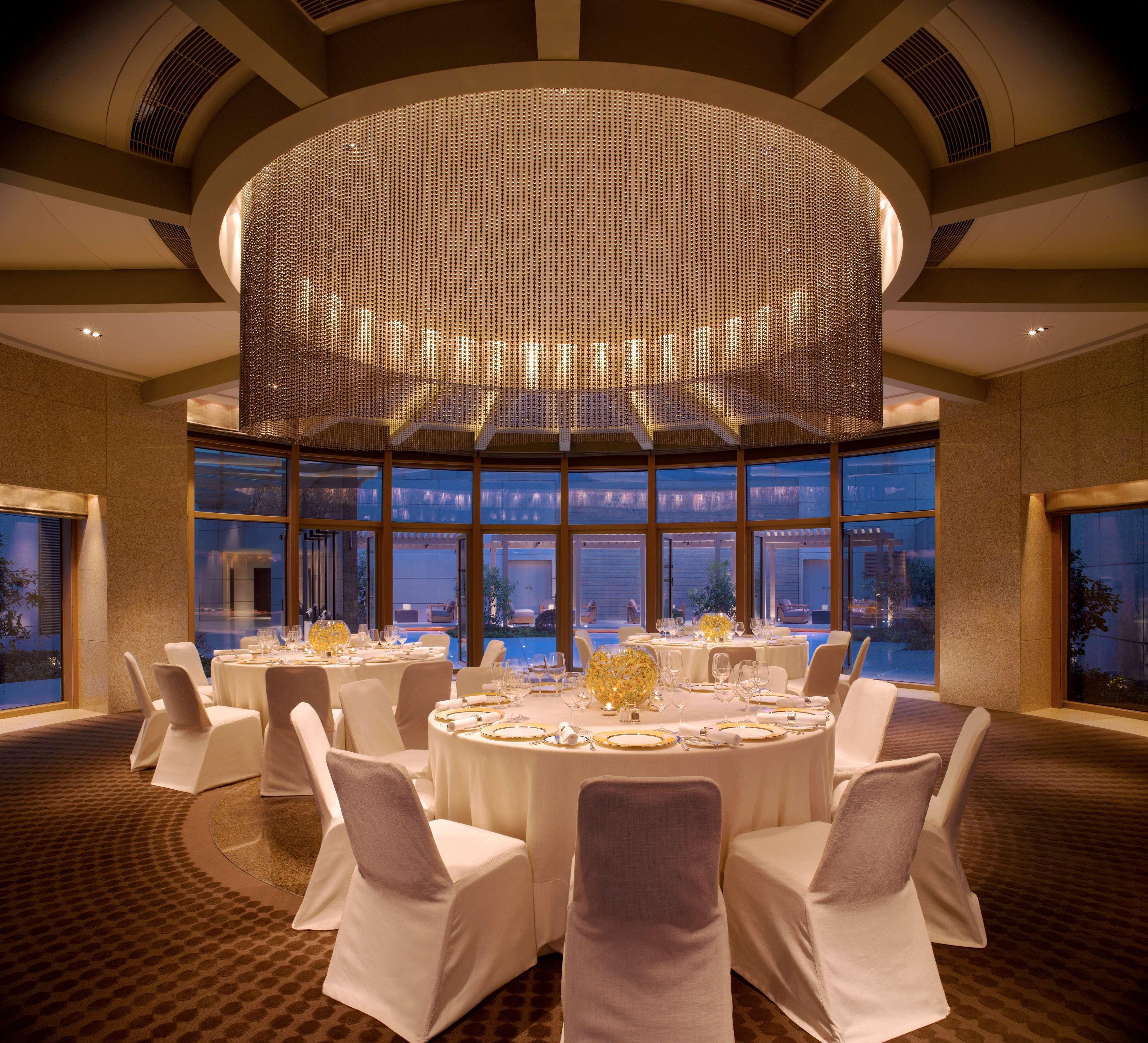 Hyatt On The Bund - A Grand Hyatt Hotel, Centrally Located At Huangpu River Banks In Downtown 酒店